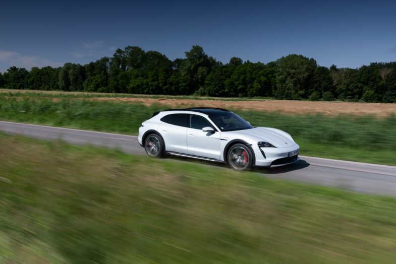 essai Porsche Taycan Cross Turismo
