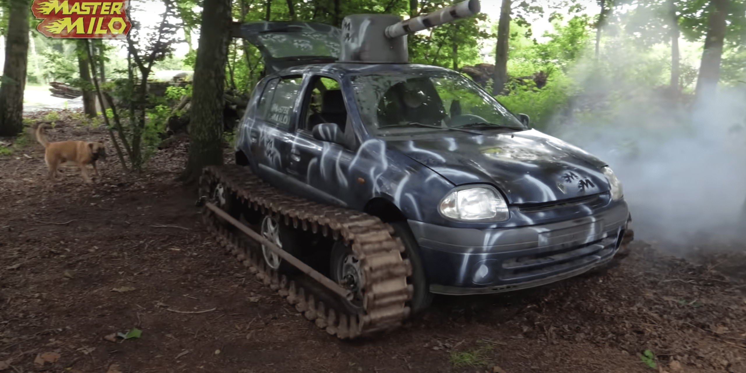 Renault Clio char d'assaut