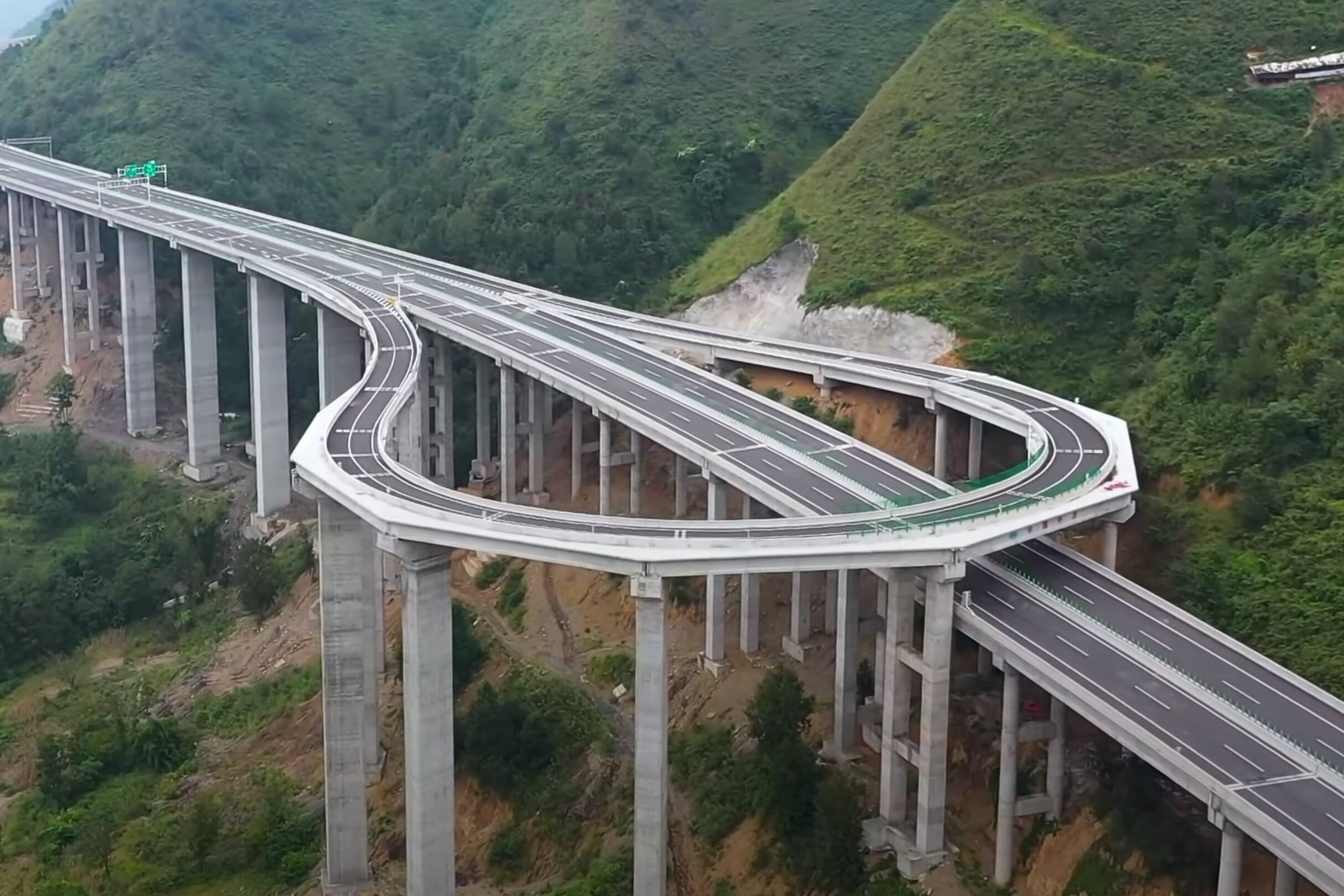 Chine demi-tour autoroute