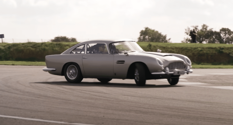 James Bond Mourir peut attendre No Time to Die Aston Martin DB5