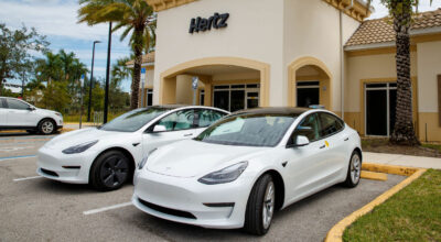 Hertz commande Tesla 100 000