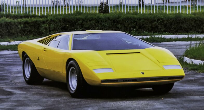 Lamborghini Countach LP500