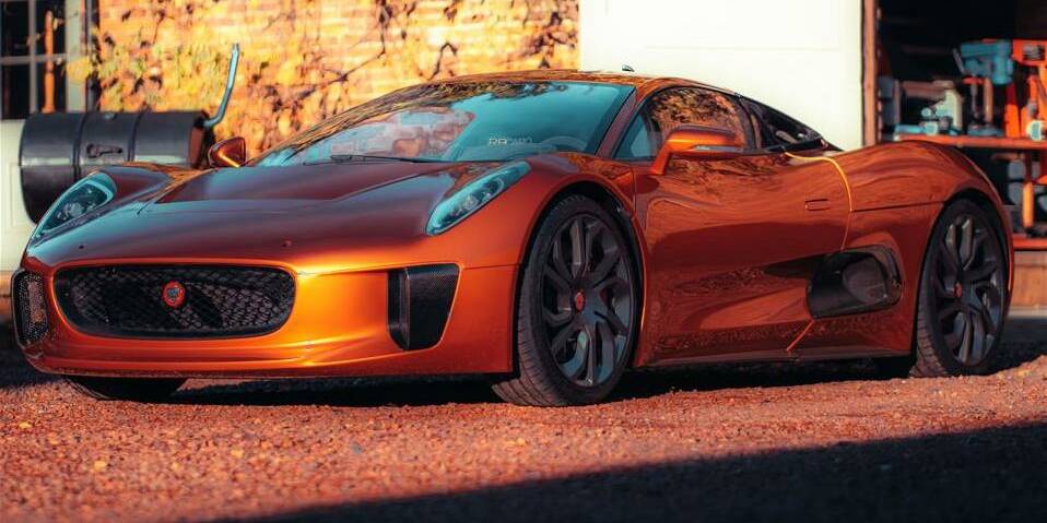 James Bond 007 Spectre Jaguar C-X75