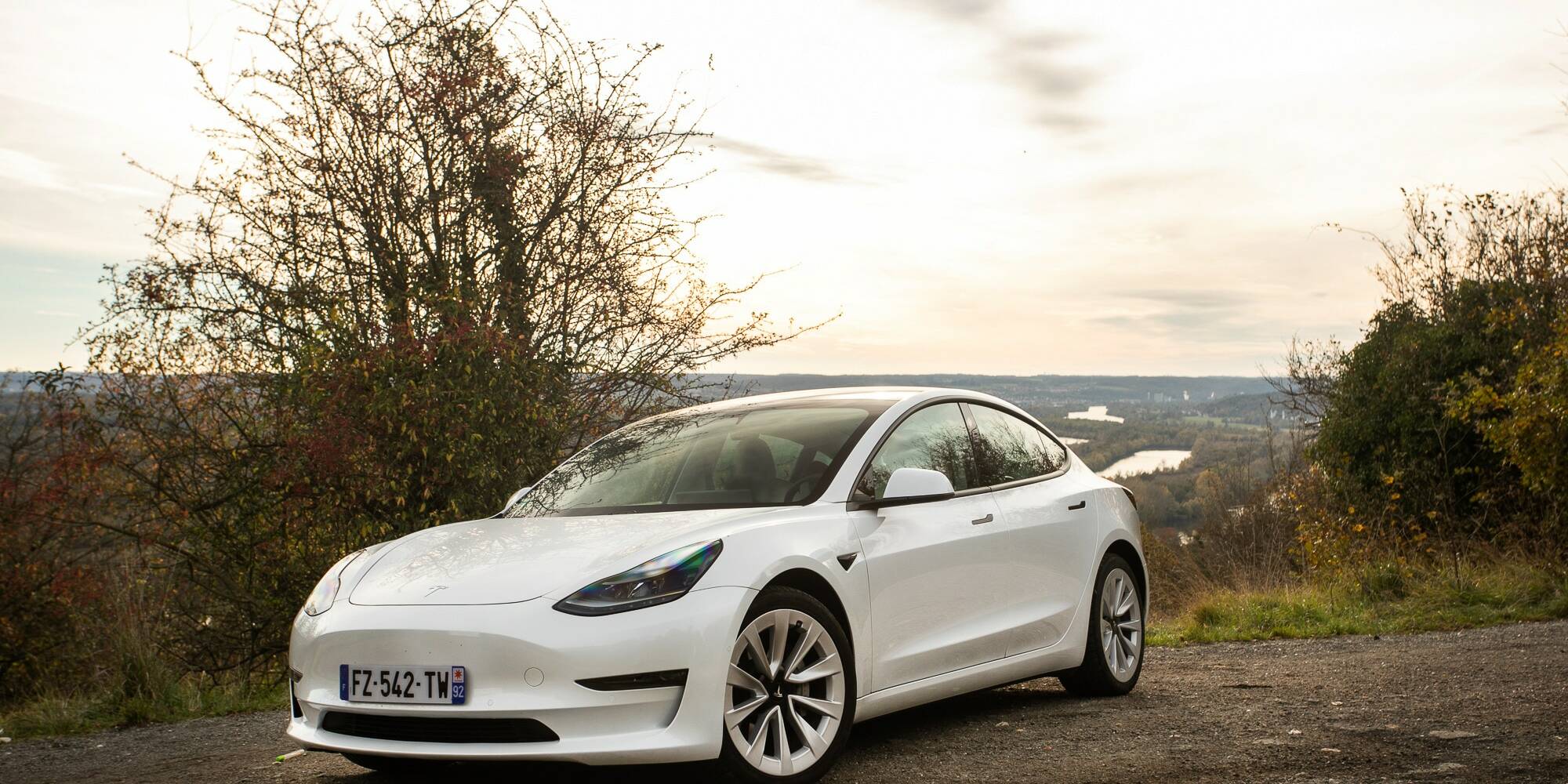 Tesla voiture électrique