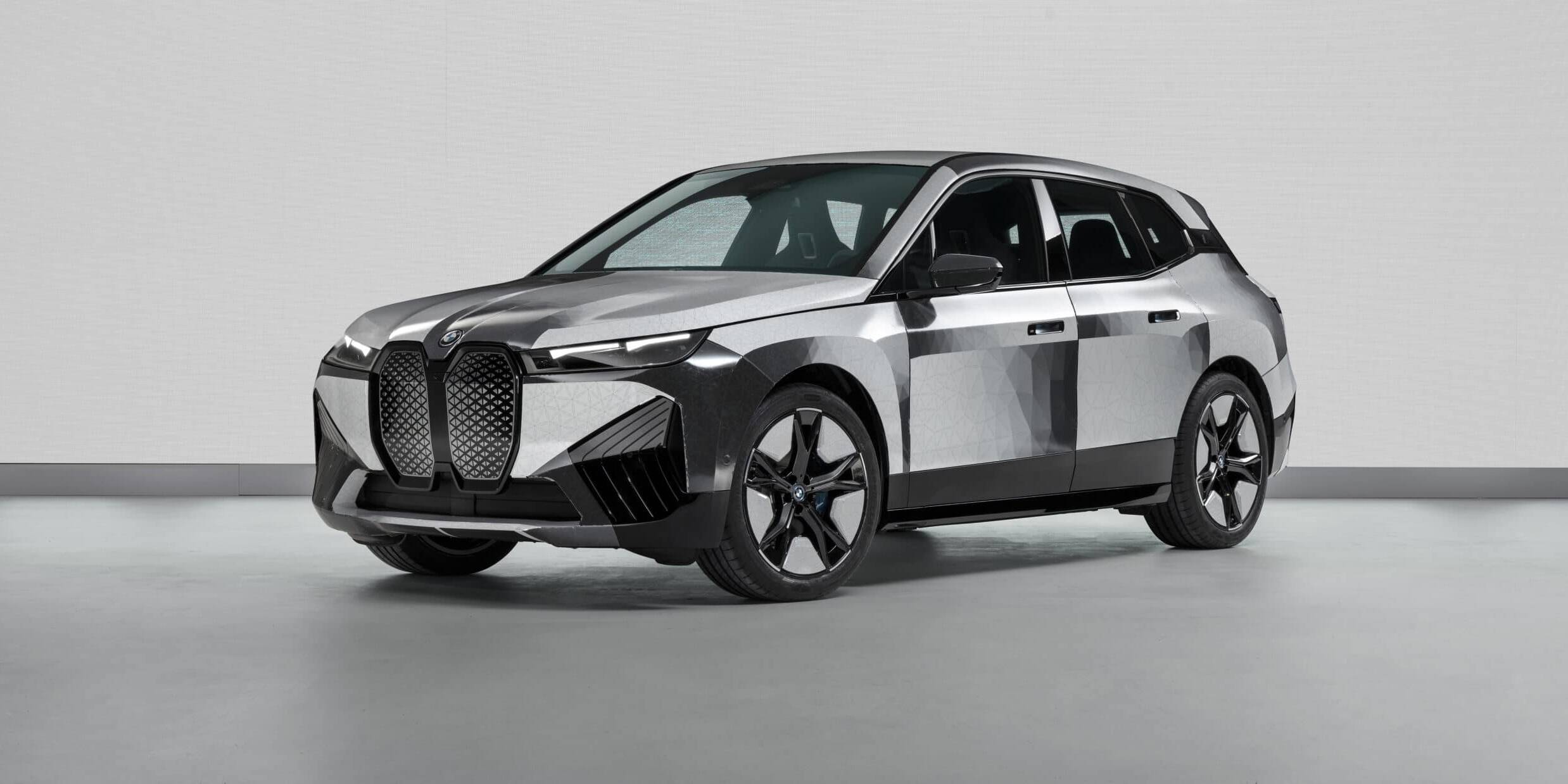 BMW iX Flow voiture qui change de couleur