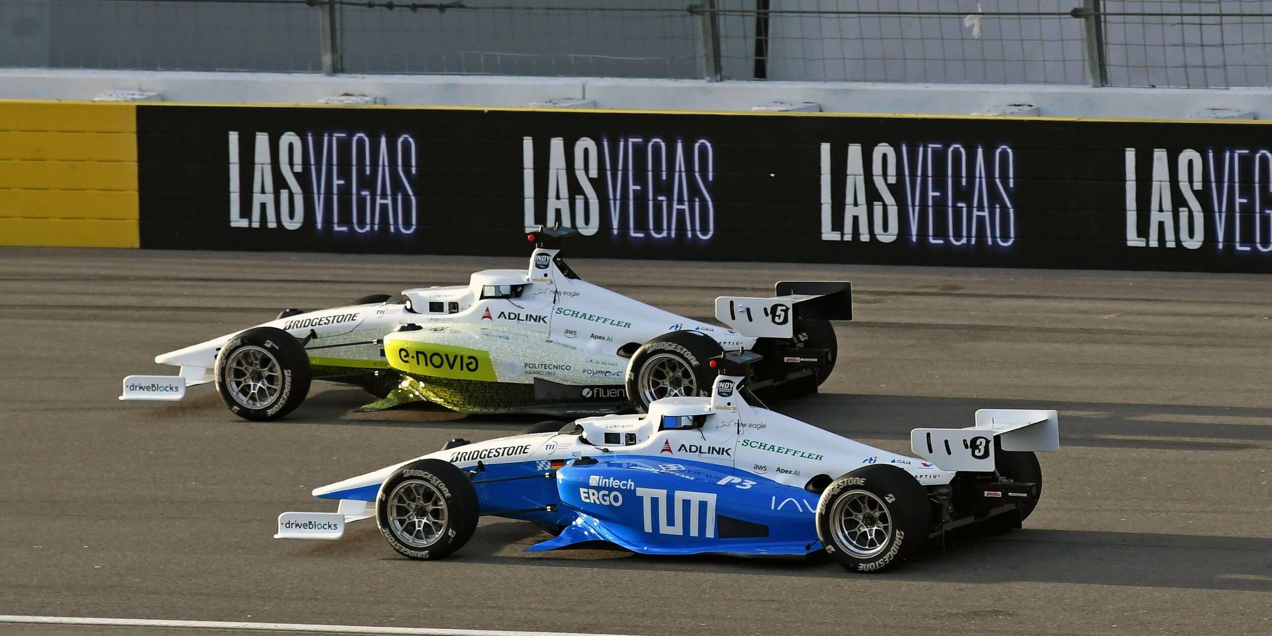 monoplaces autonomes Indy Autonomous Challenge