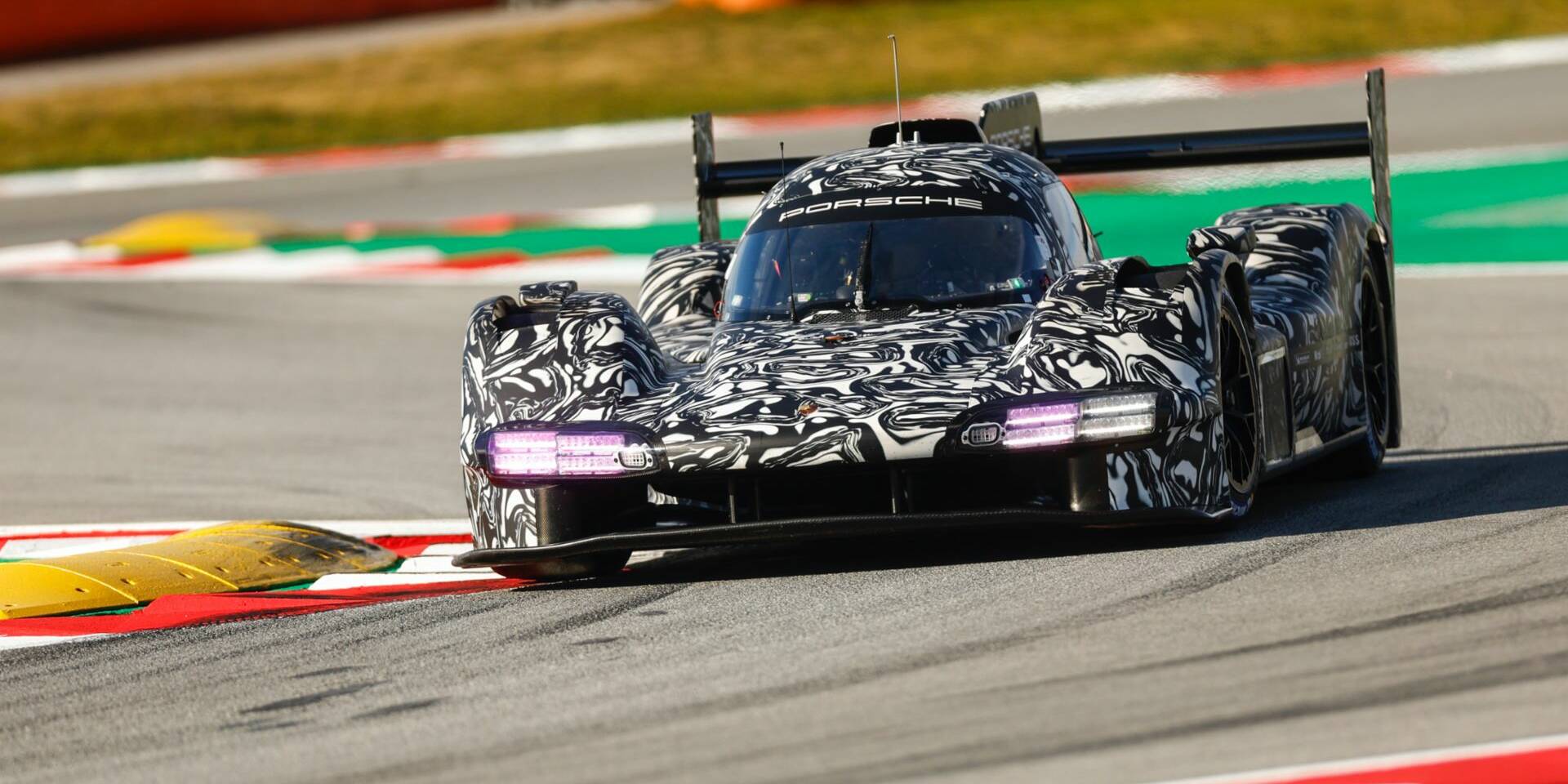 24 Heures du Mans Porsche LMDh