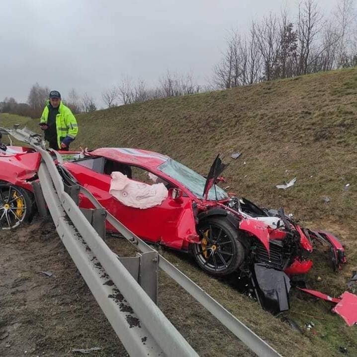 Ferrari 488 Pista