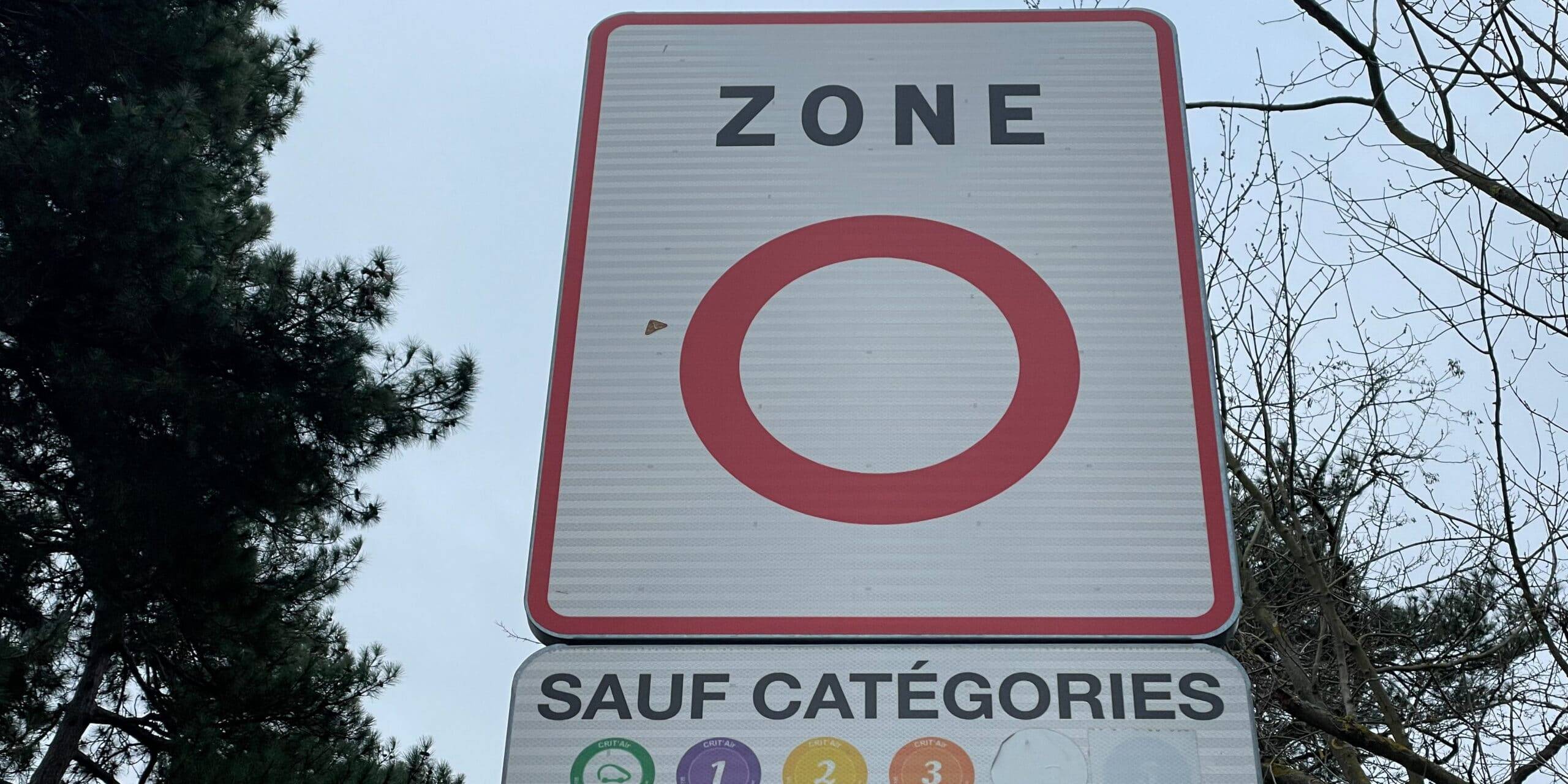 ZFE Métropole Grand Paris Crit'Air Métropole Grand Paris voiture électrique ZFE véhicules électriques suppression ZFE Zones à Faibles Emissions