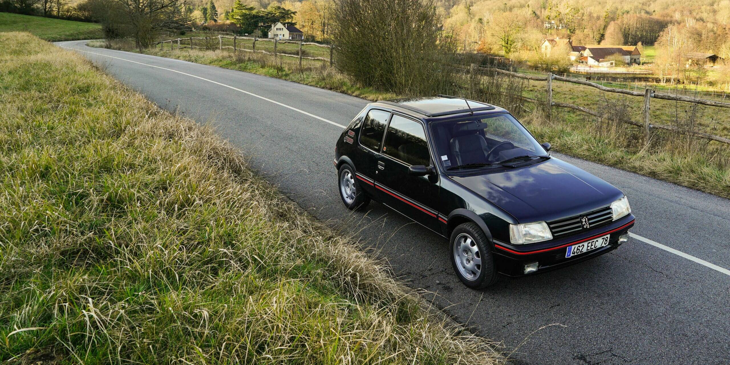 essai Peugeot 205 GTI youngtimer Rétromobile 2022