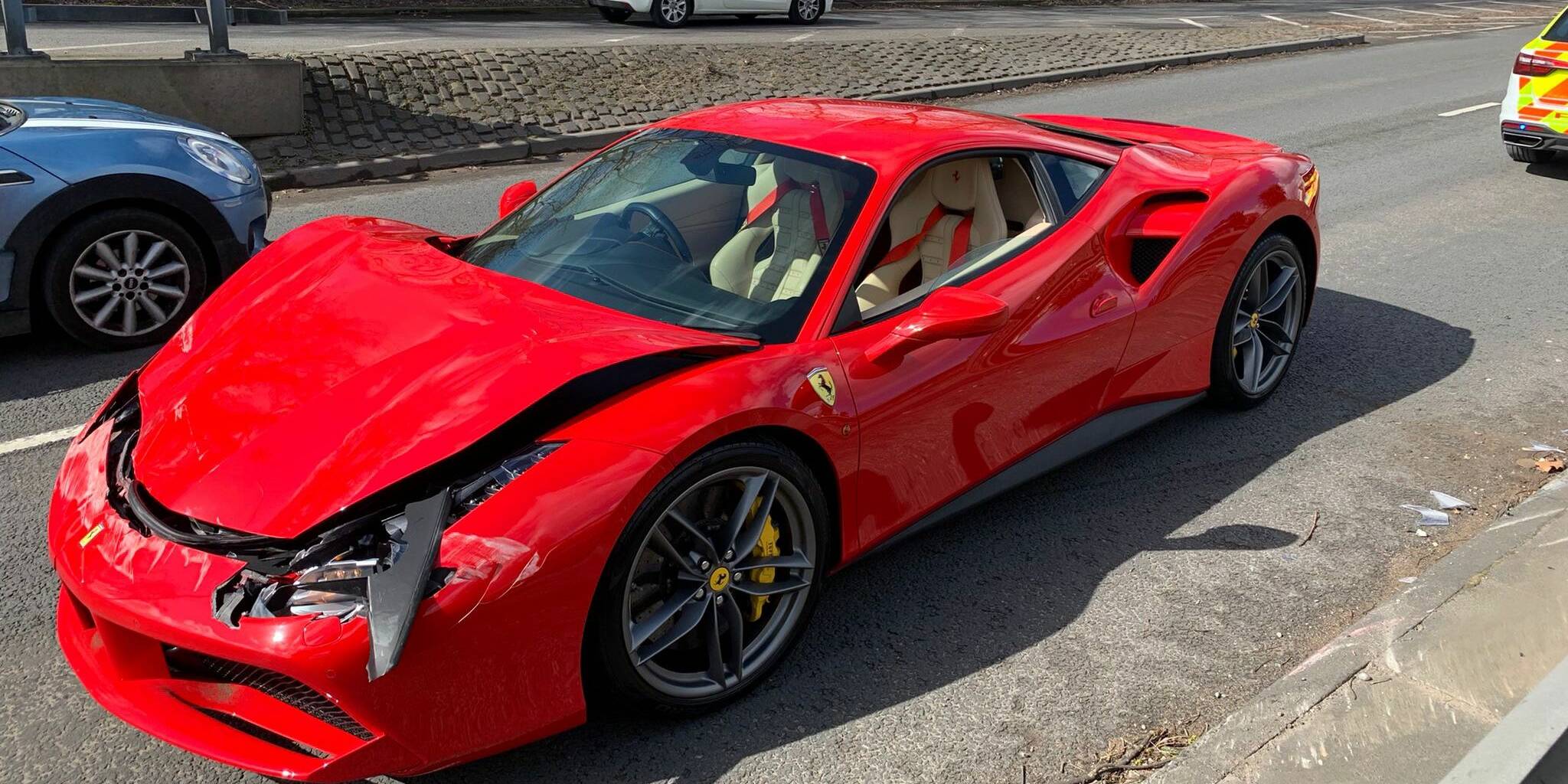 accident Ferrari 488 GTB