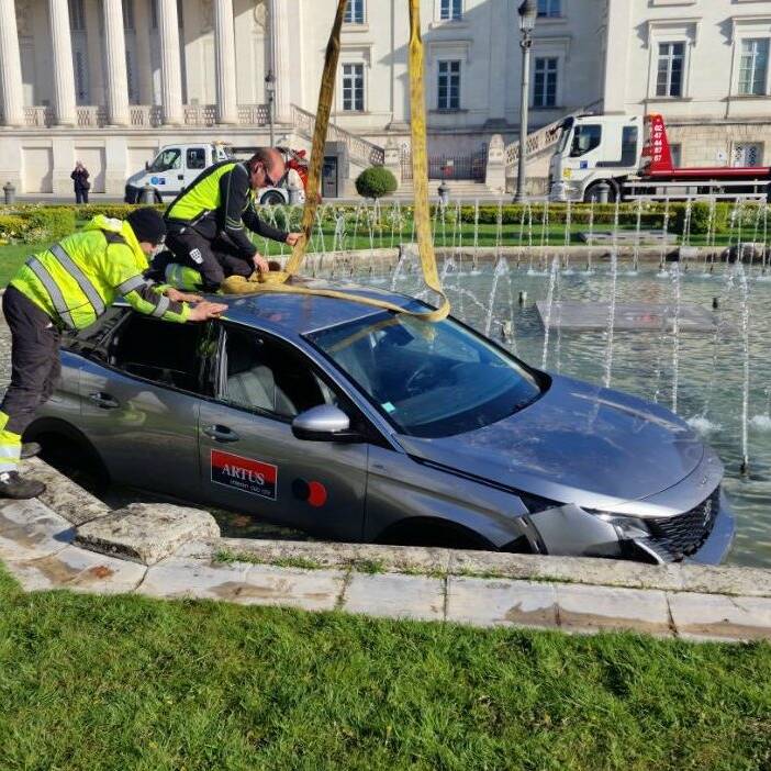 Tours fontaine place Jean Jaurès