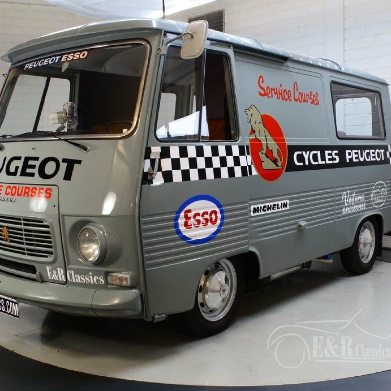 camping-car Peugeot J7 Tour de France