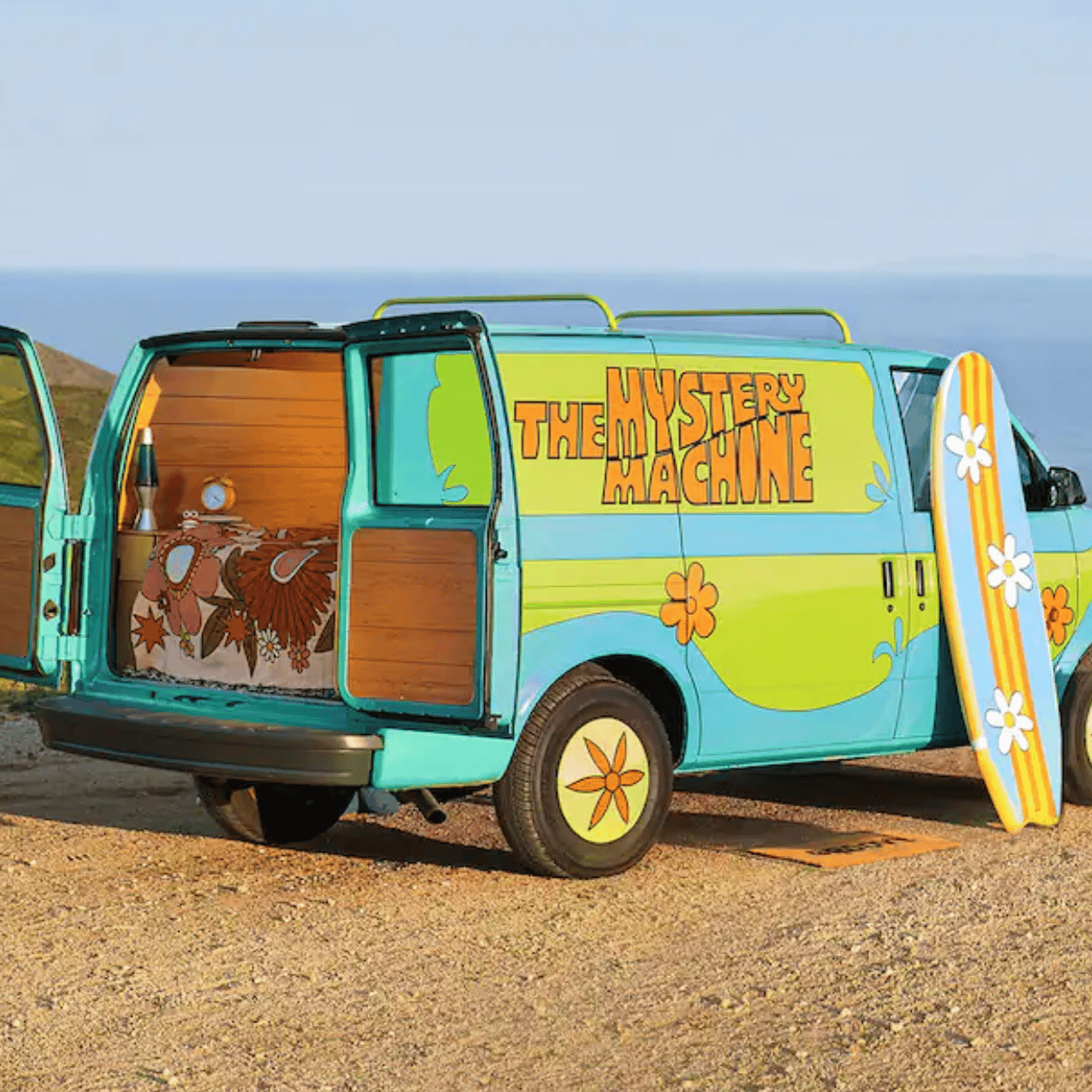 Scooby-Doo camping-car The Mystery Machine airbnb