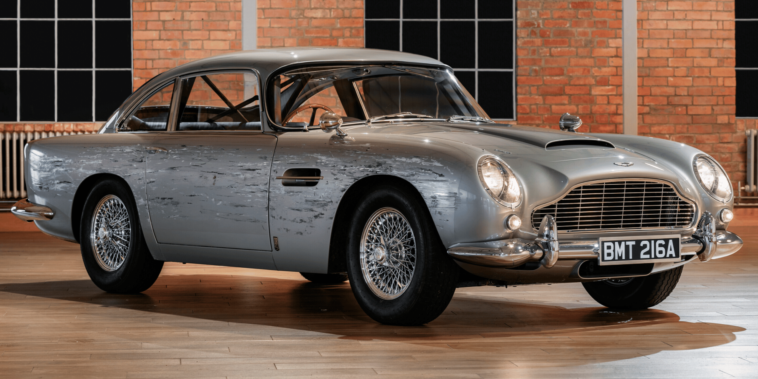 Aston Martin DB5 James Bond Mourir peut attendre No Time to Die