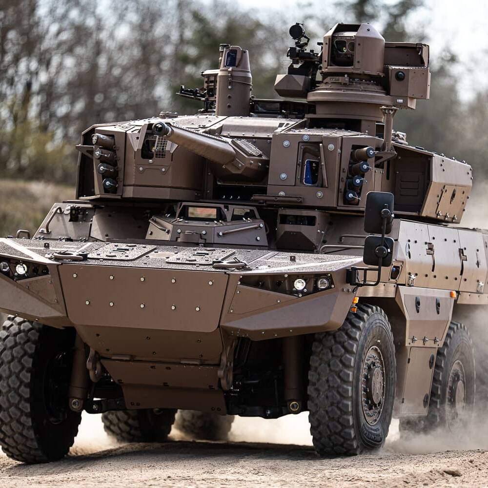 Jaguar défilé du 14 juillet Armée française