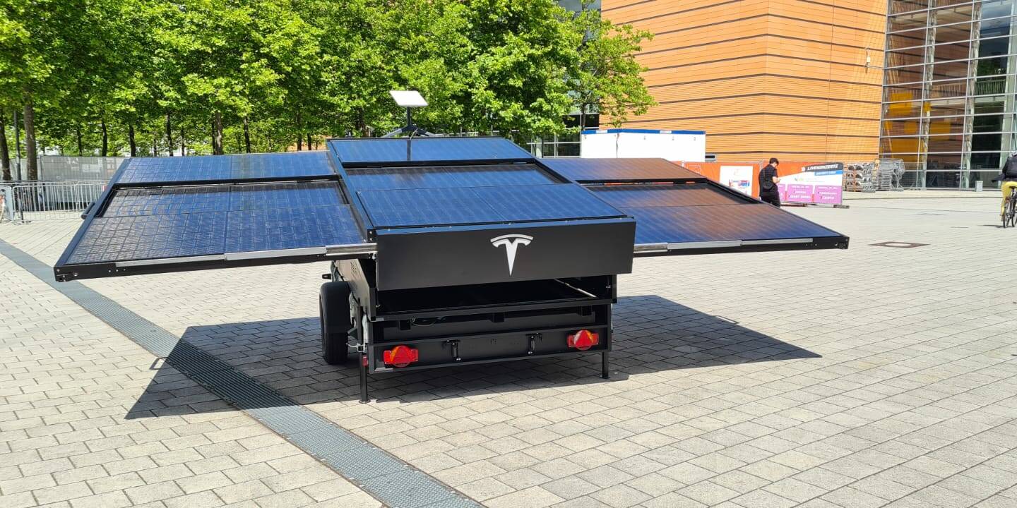 remorque Tesla remorque solaire Tesla