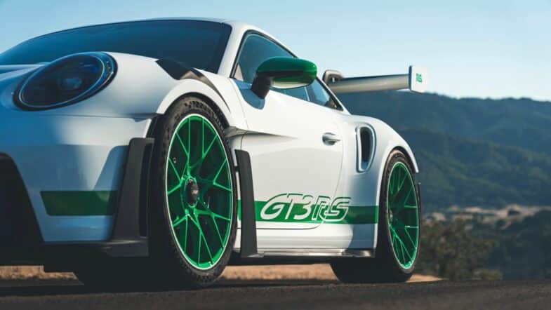 Porsche 911 GT3 RS Tribute to Carrera RS 2.7
