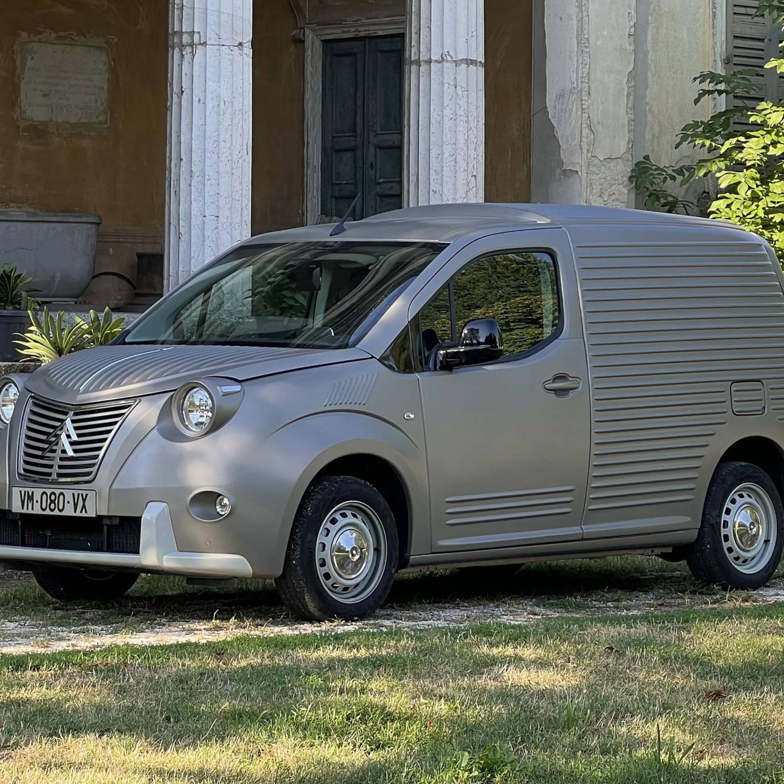 Citroën 2CV Fourgonnette Berlingo 2CV Carrosserie Caselani