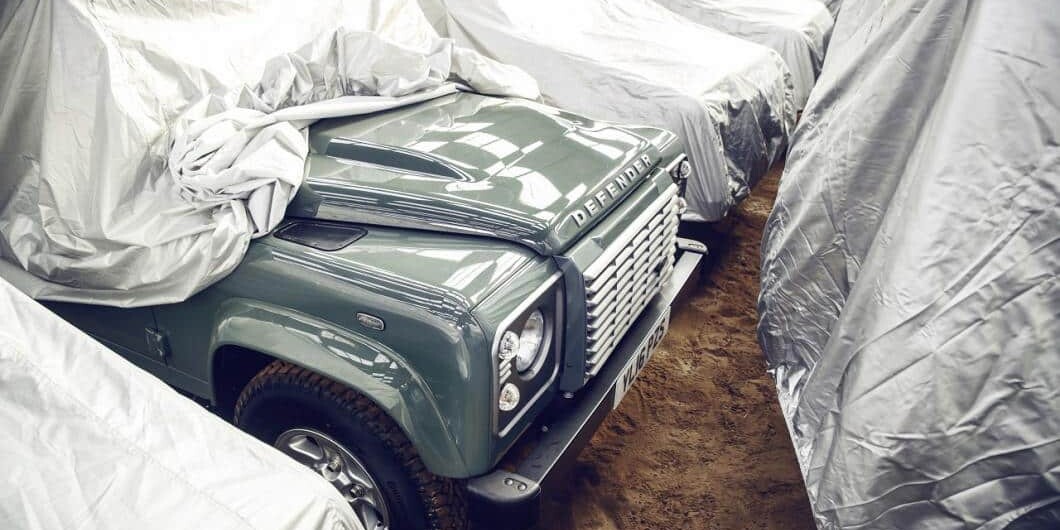 Land Rover Defender 110