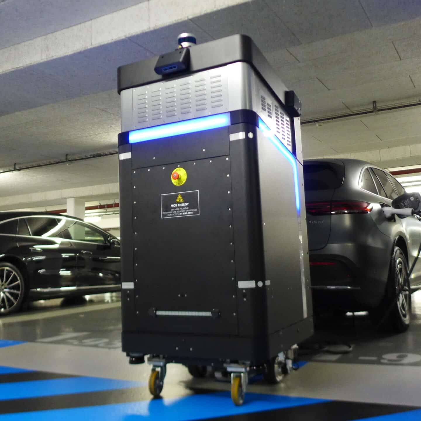voiture électrique robot autonome de recharge Mob-Energy Mercedes