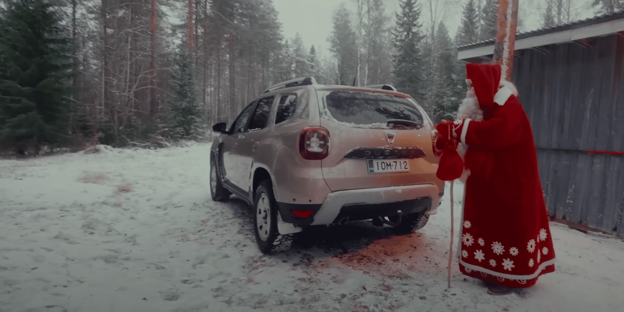 Dacia Duster Père Noël
