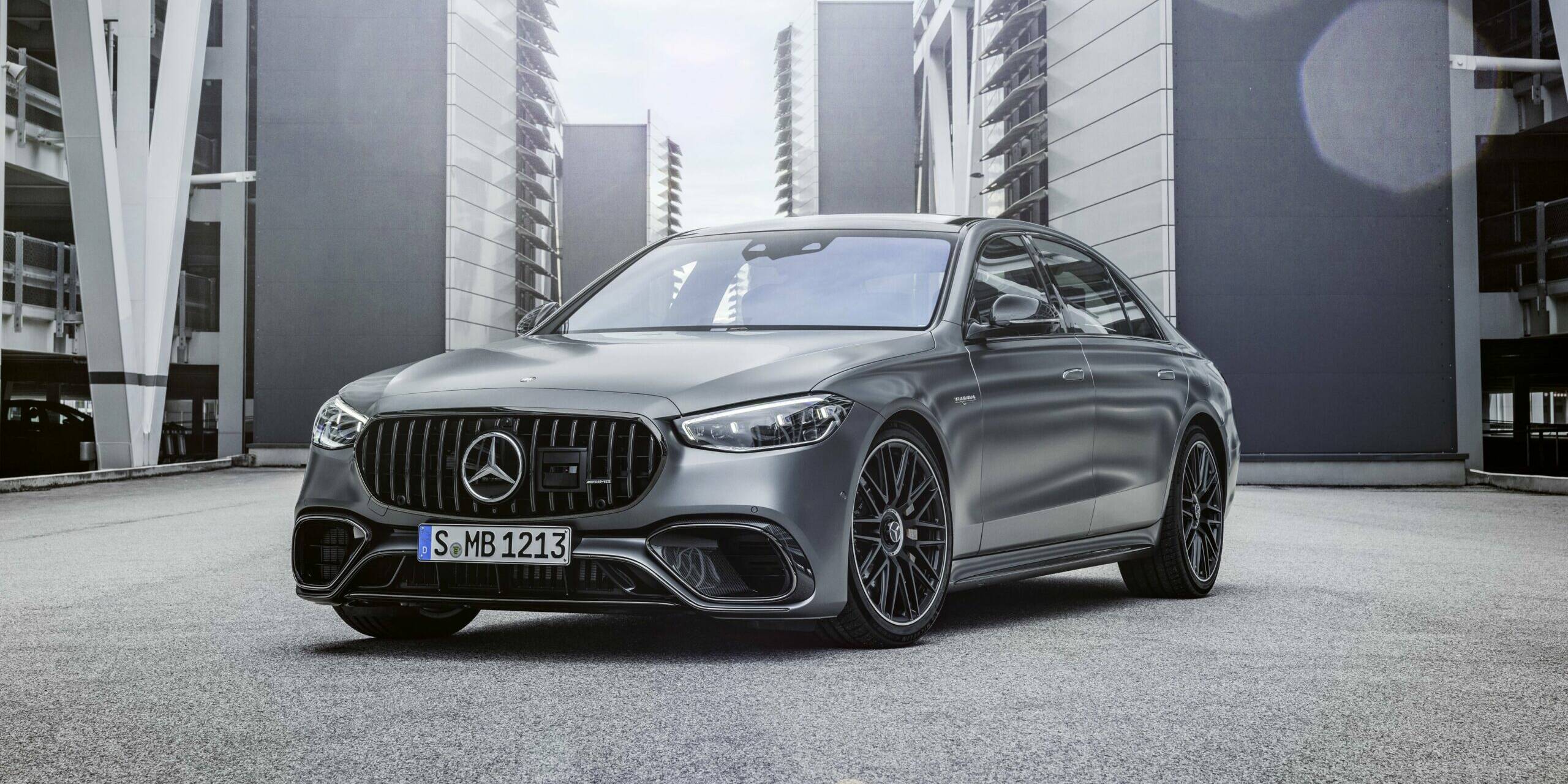 Mercedes-AMG S 63 E Performance limousine