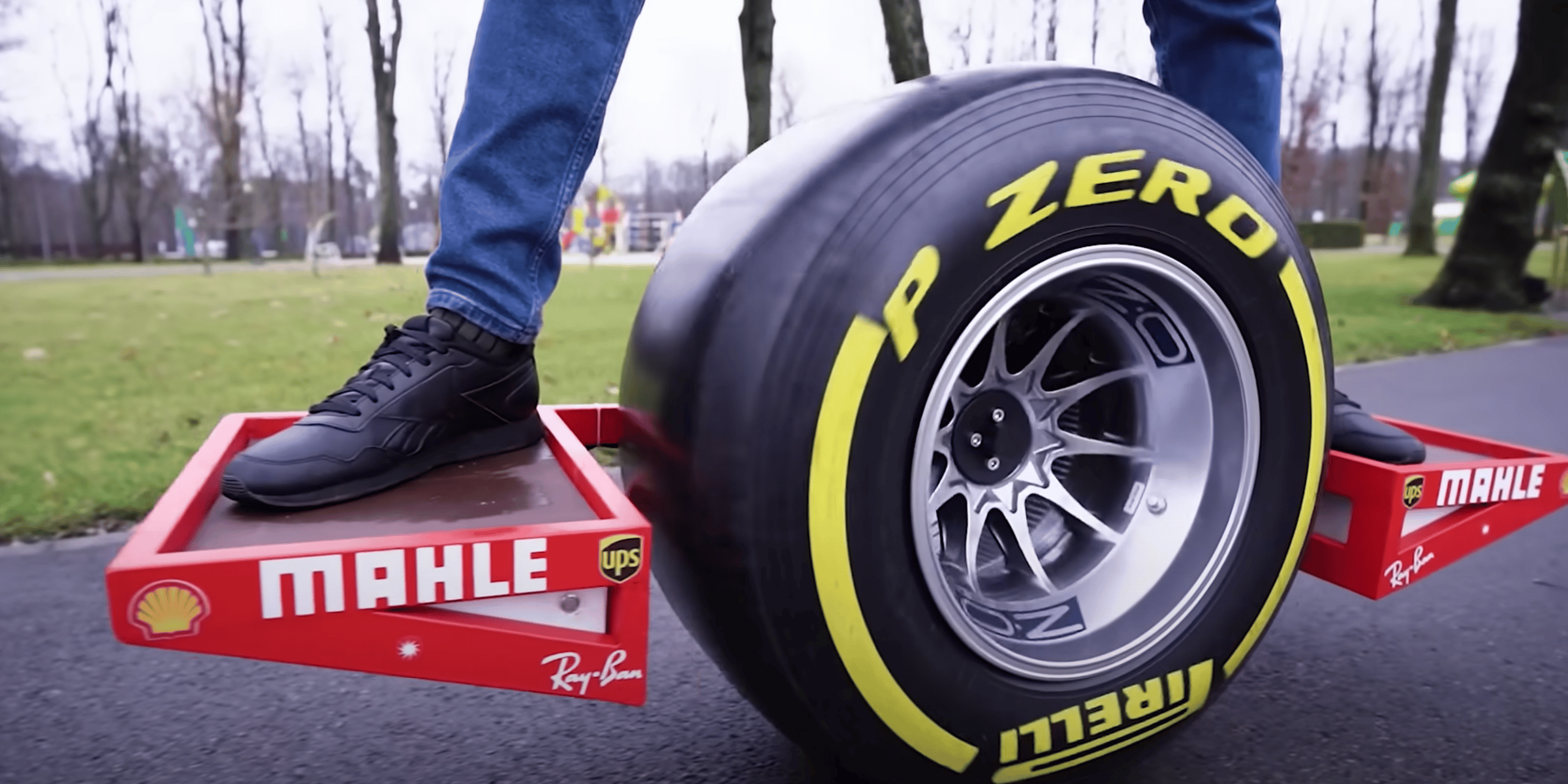 EDPM monoroue électrique F1 gyroroue Pirelli
