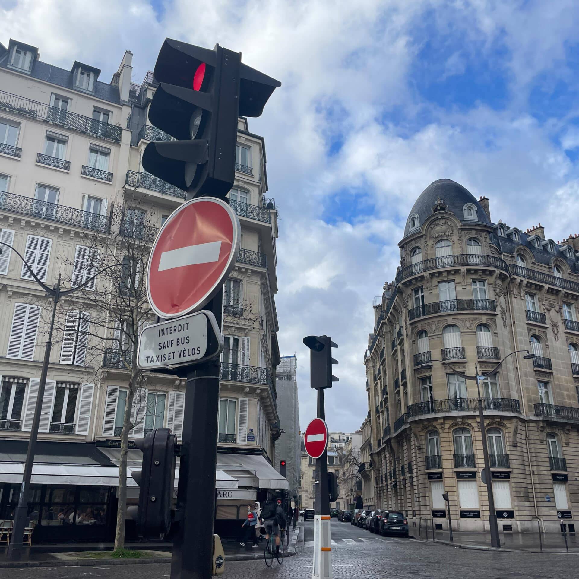coupures d'électricité coupures de courant feux de signalisation Louis Sarkozy Il faut supprimer les feux rouges