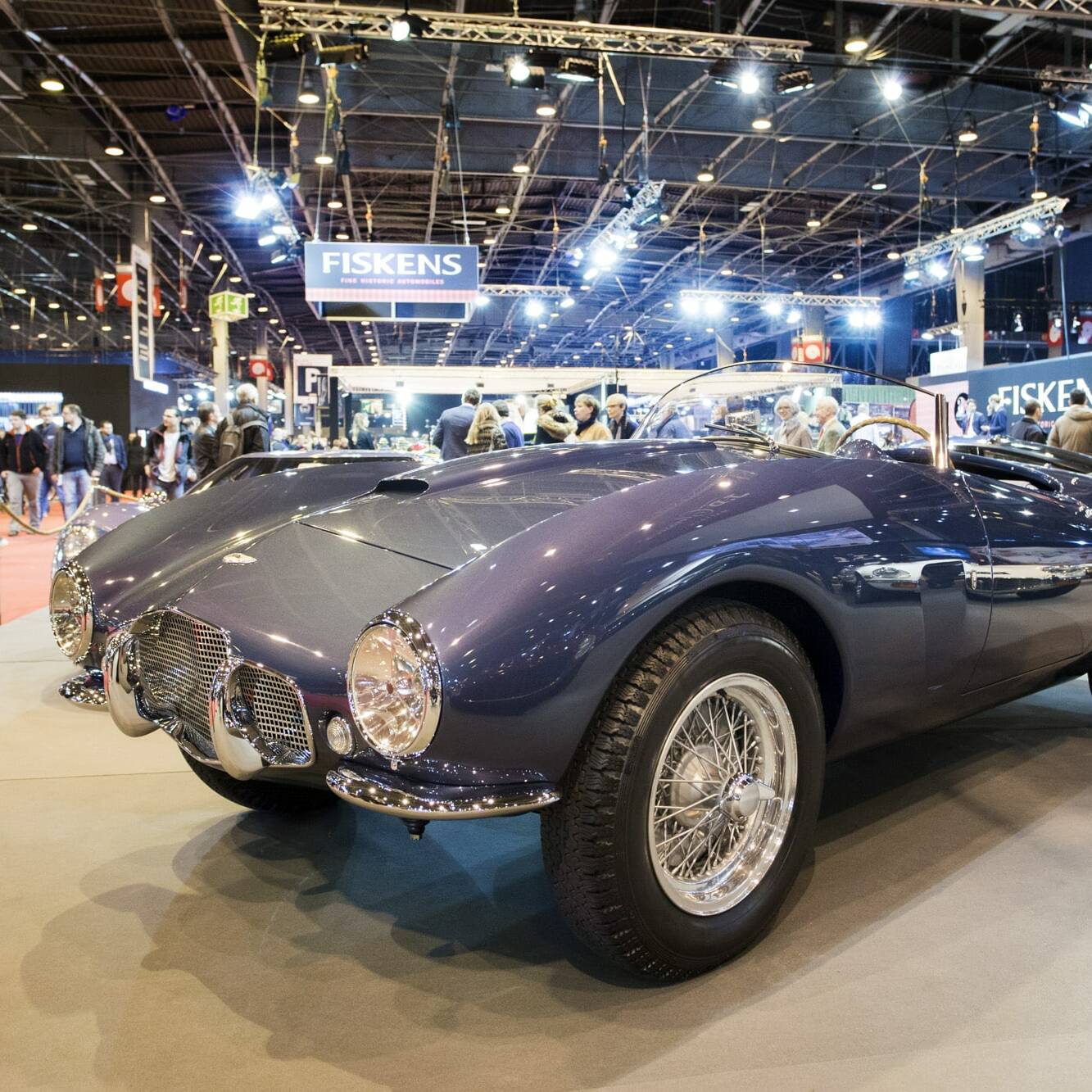 salon Rétromobile 2023 voitures anciennes