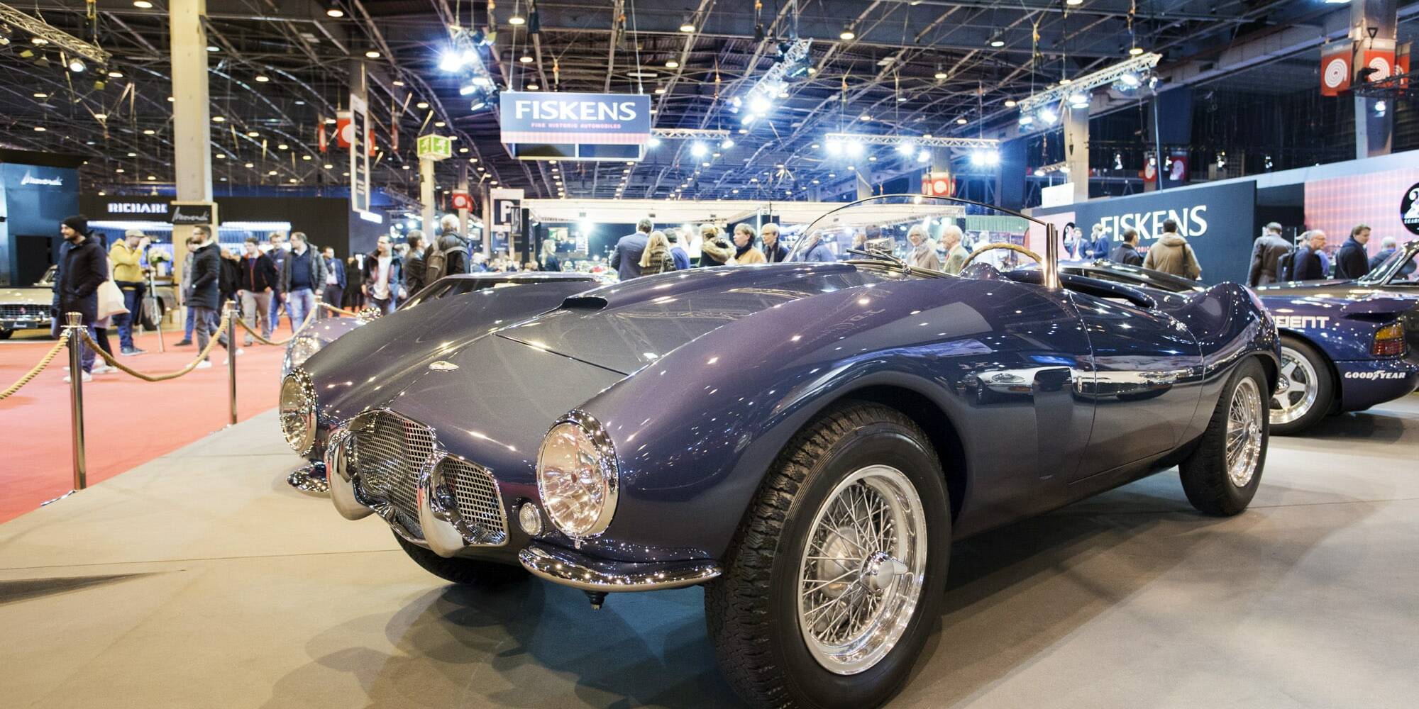 salon Rétromobile 2023 voitures anciennes