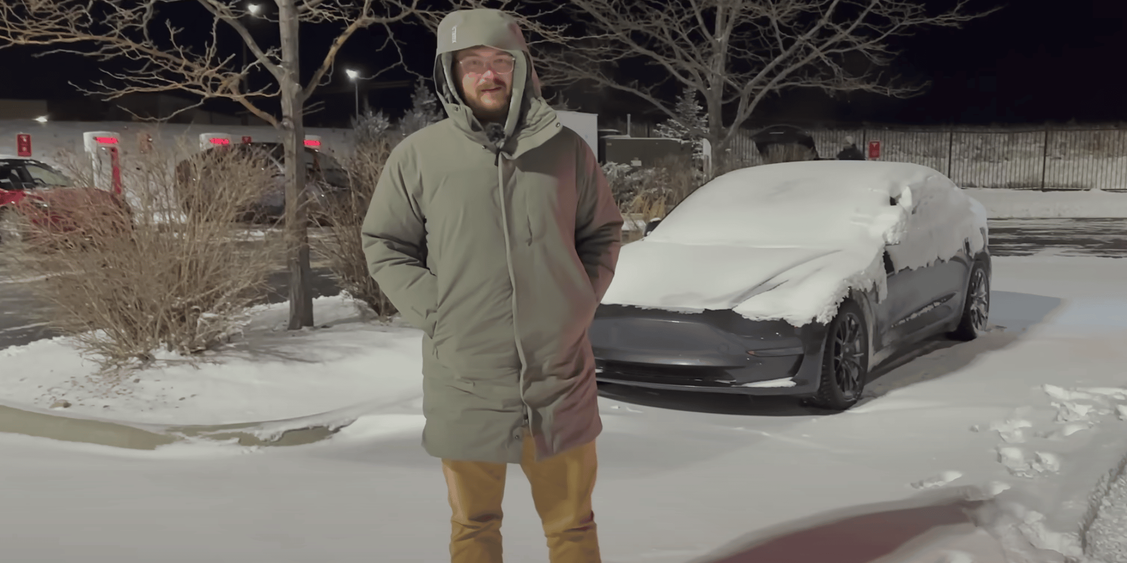 voiture électrique Tesla Model 3 hiver