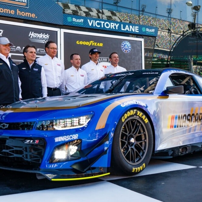 24 Heures du Mans NASCAR Garage 56
