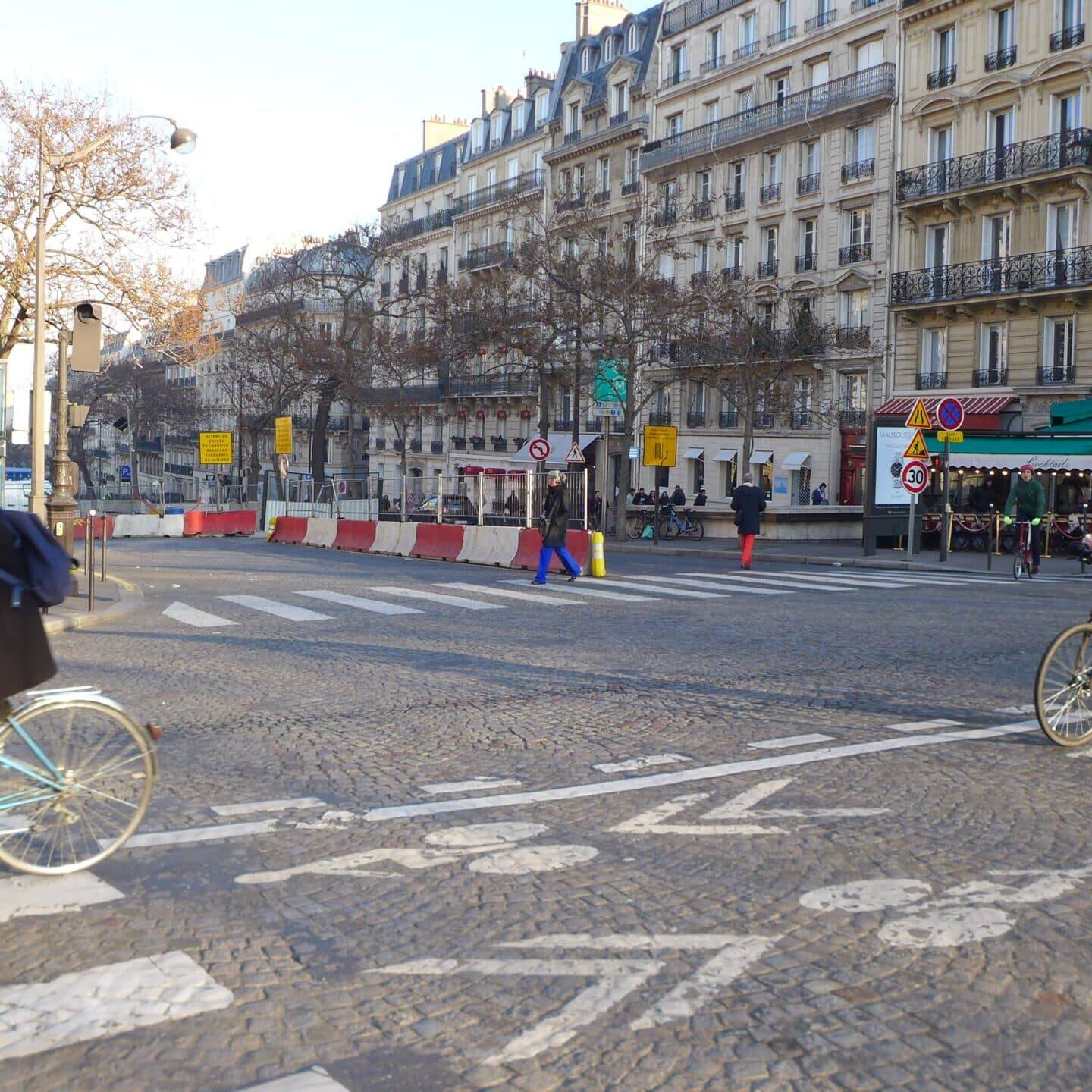 JO Paris 2024 Jeux Olympiques Paris 2024 pistes cyclables Anne Hidalgo
