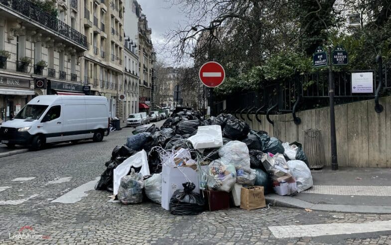Paris Anne Hidalgo grève des éboueurs 