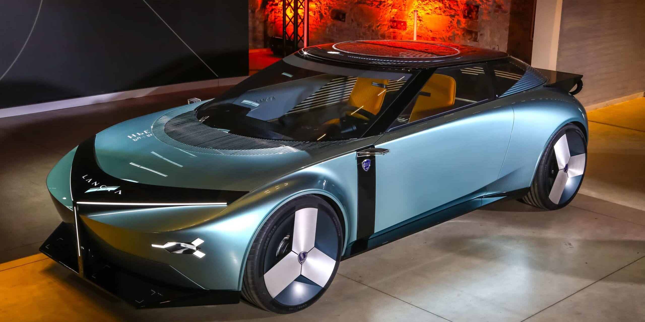 Lancia Pu+Ra HPE concept-car voiture électrique