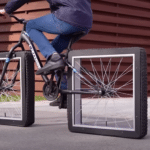 vélo roues carrées voiture à roues carrées
