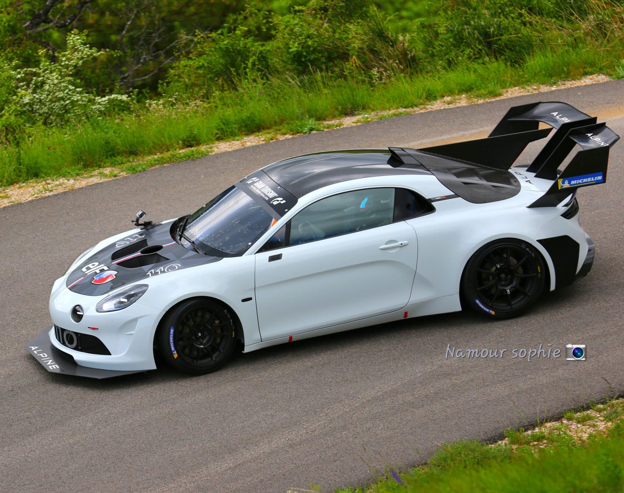 Alpine A110 Pikes Peak : L'impressionnante Berlinette En Essai Dans La ...