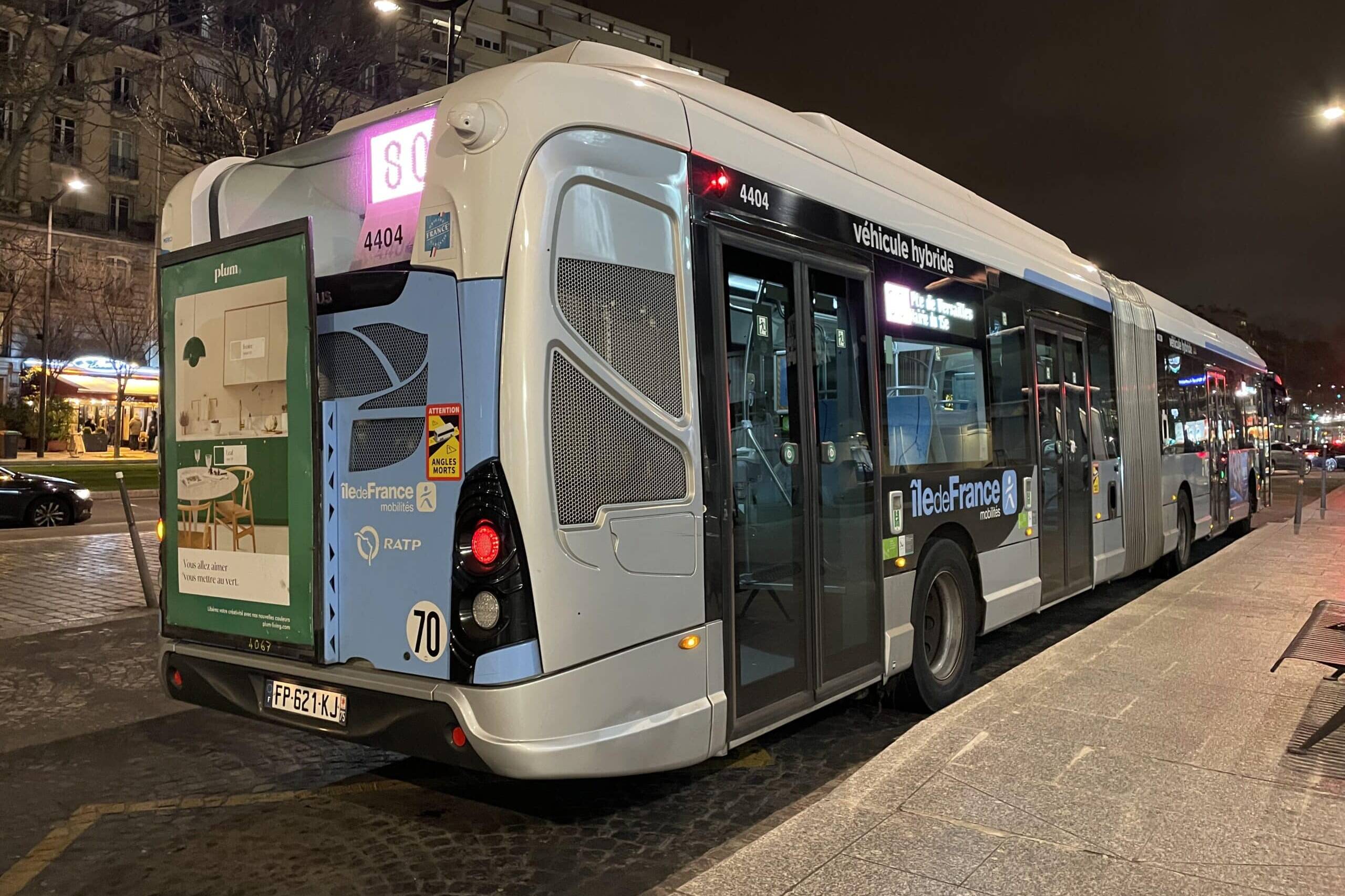 Bus hybride rechargeable incendie Paris RATP
