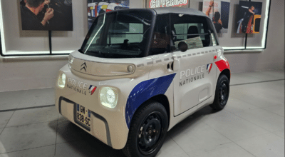 Police nationale Citroën Ami véhicule électrique