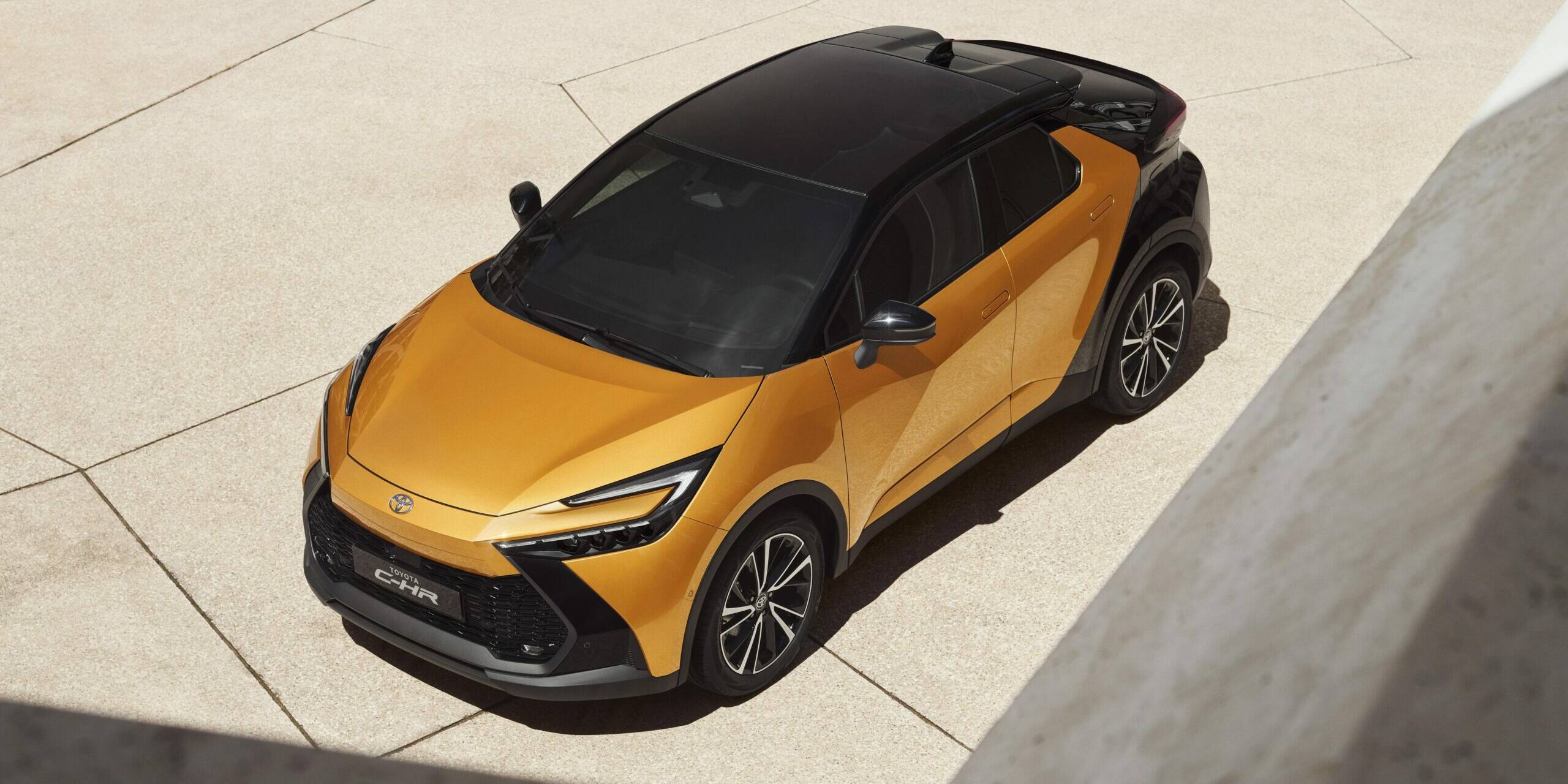 Toyota C-HR 2024 SUV hybride