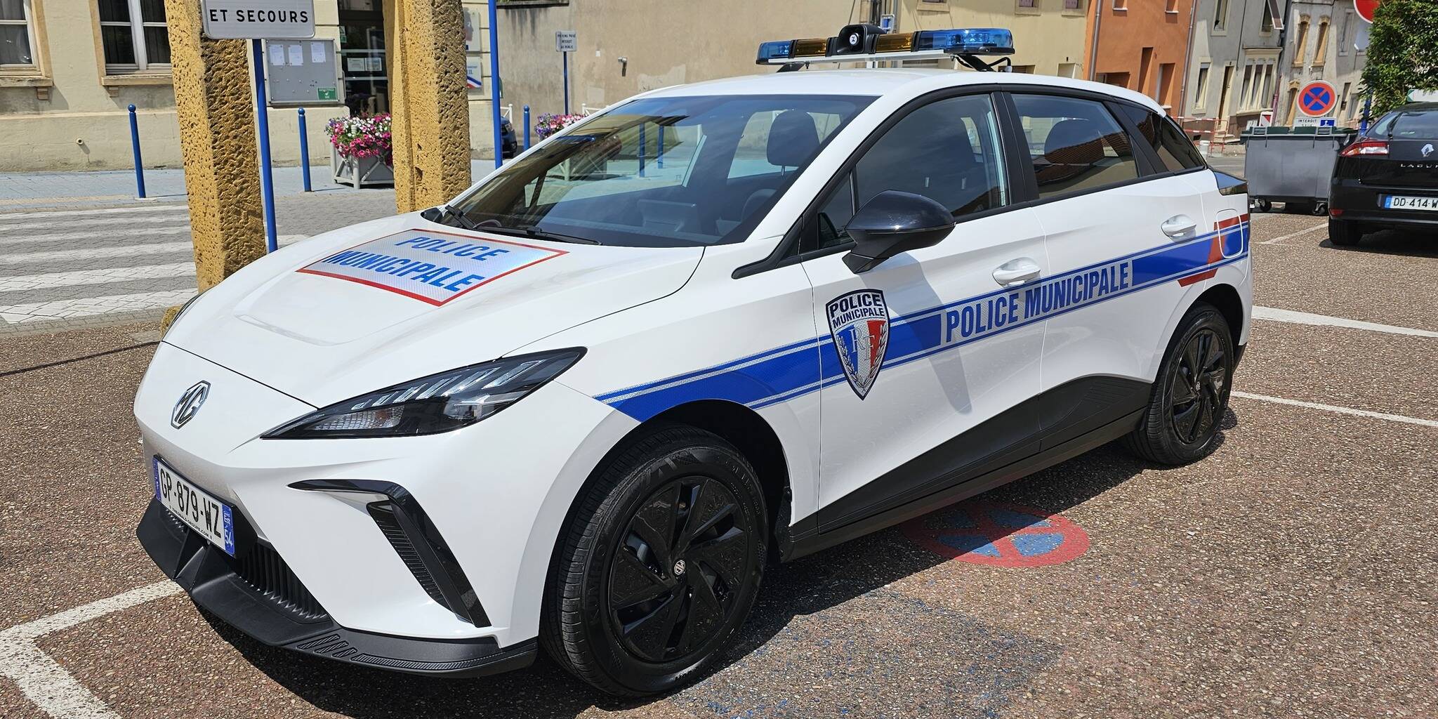 MG4 voiture électrique police municipale