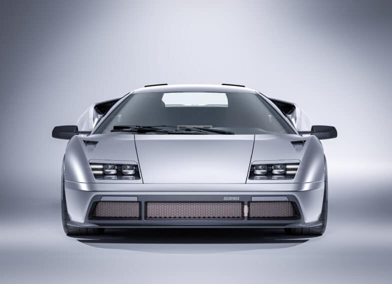 Eccentrica Cars restomod Lamborghini Diablo