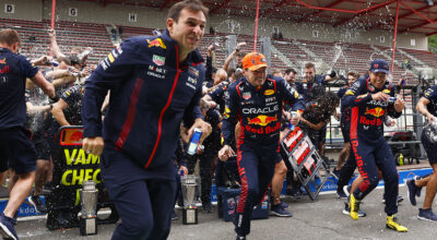 Red Bull Racing Max Verstappen trophée F1 2023