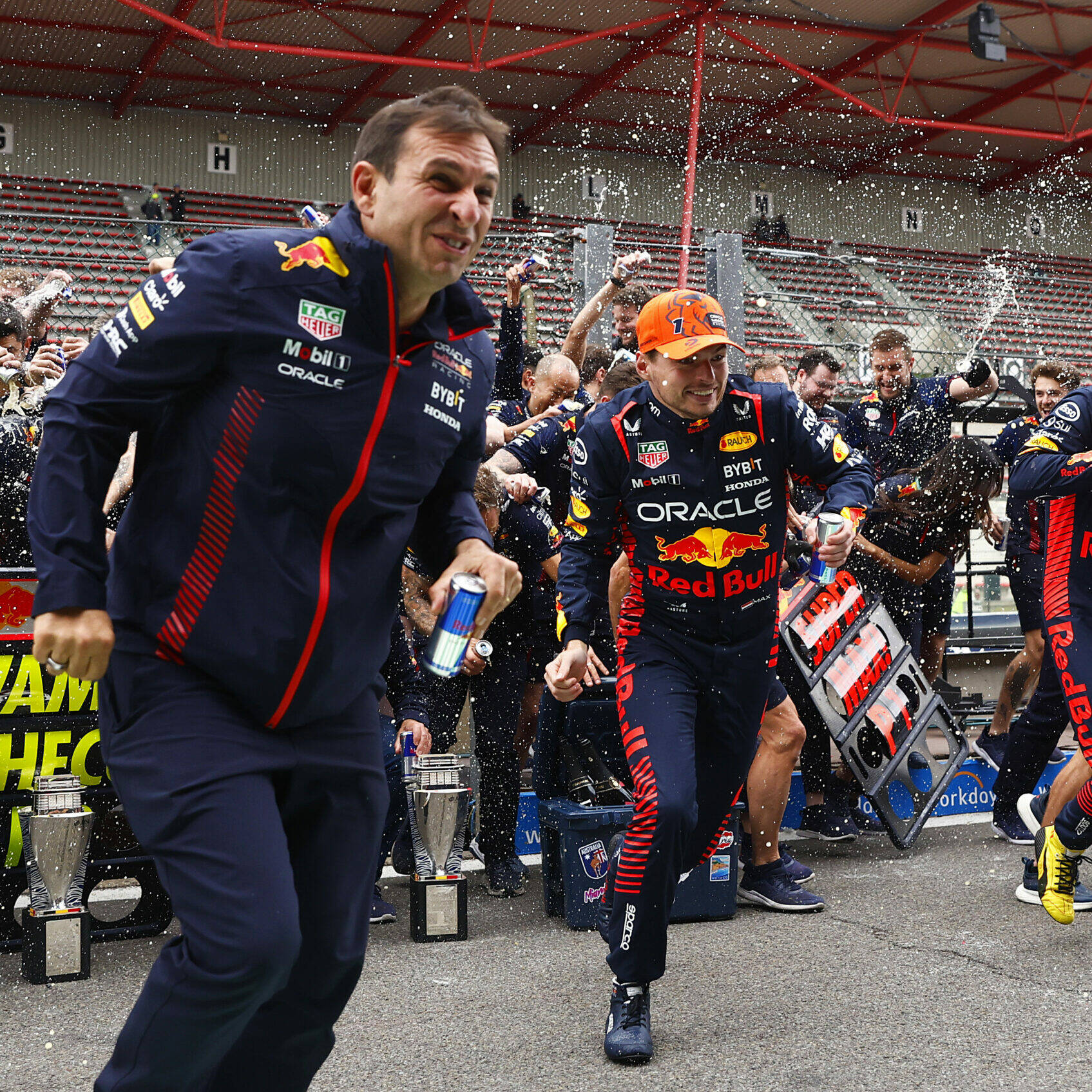 Red Bull Racing Max Verstappen trophée F1 2023