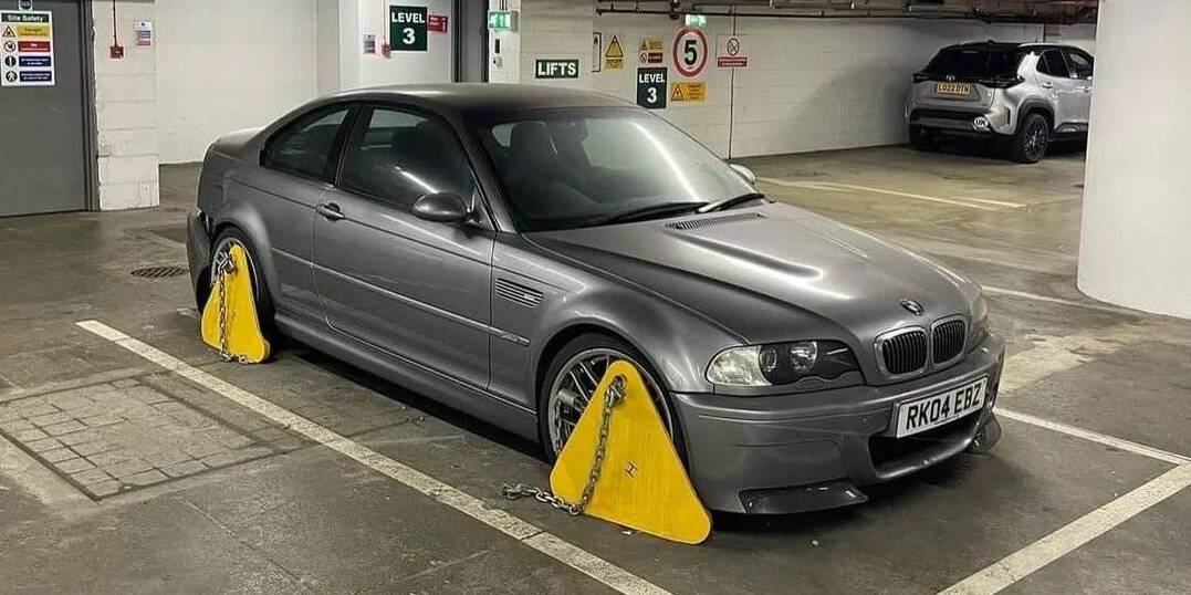 BMW M3 CSL abandonée