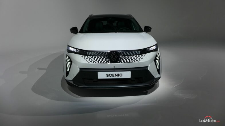 Renault Scenic E-Tech electric voiture électrique