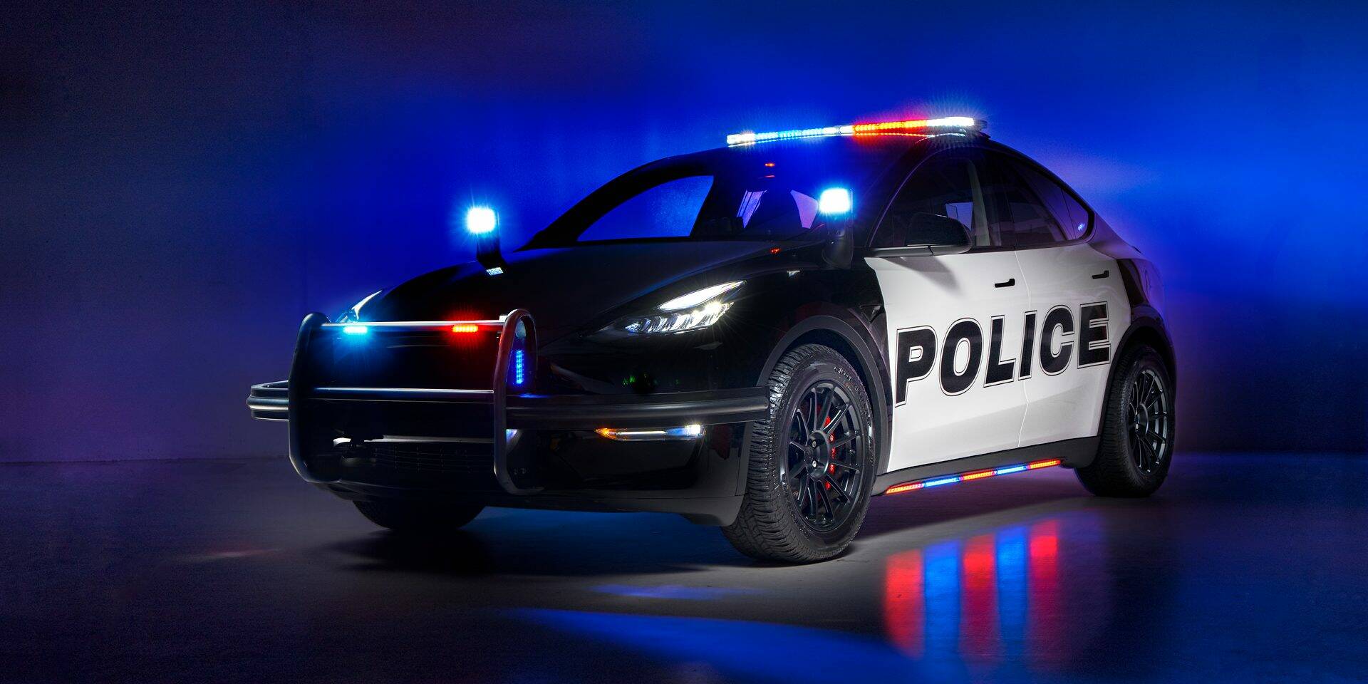Tesla Model 3 voiture électrique Unplugged Performance South Pasadena Police Department