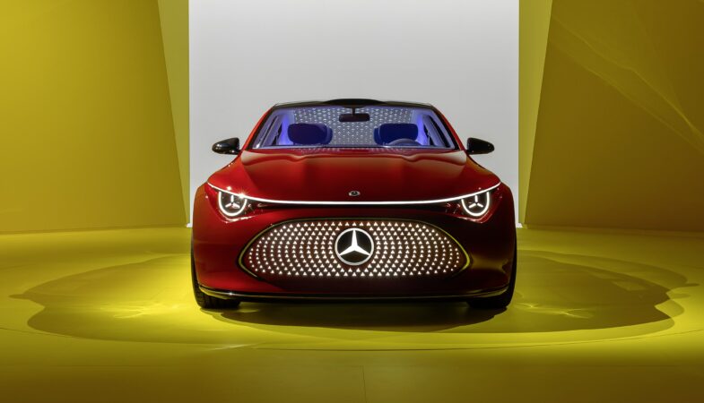 Mercedes-Benz Concept CLA voiture électrique