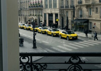 Paris Fashion Week 2023 voitures électriques Lotus Cars